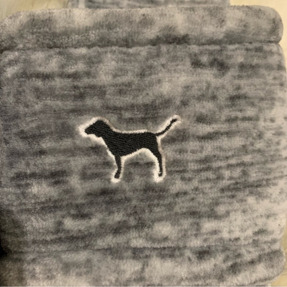 VS Pink House Shoes/Slippers - Grey - Picture 4 of 4